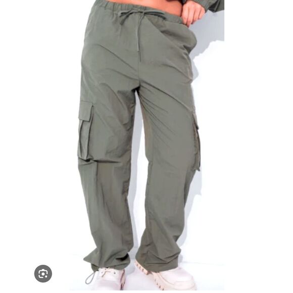 Le Lis Women’s M Baggy Cargo Pants Sage Green Pull On Gorpcore‎ Y2K Streetwear - Picture 1 of 11